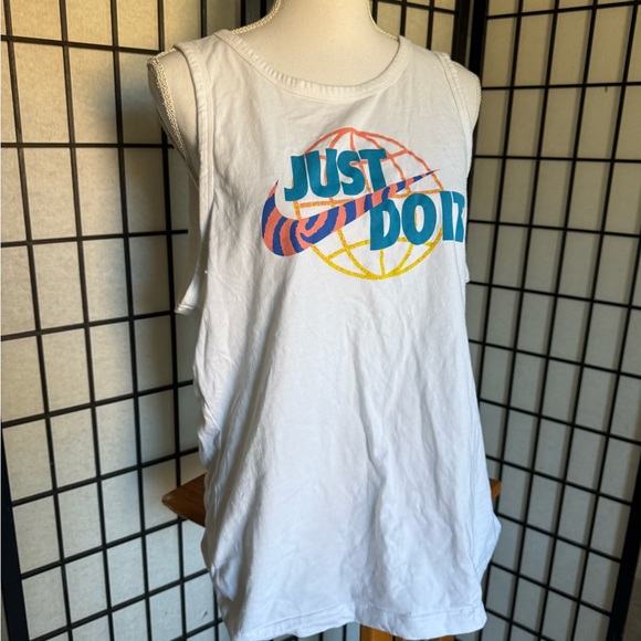Nike White Tee with Vibrant Graphic - Picture 2 of 7